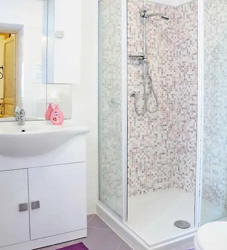 فندق مبيت وإفطار Al Ferdinandeo 3*